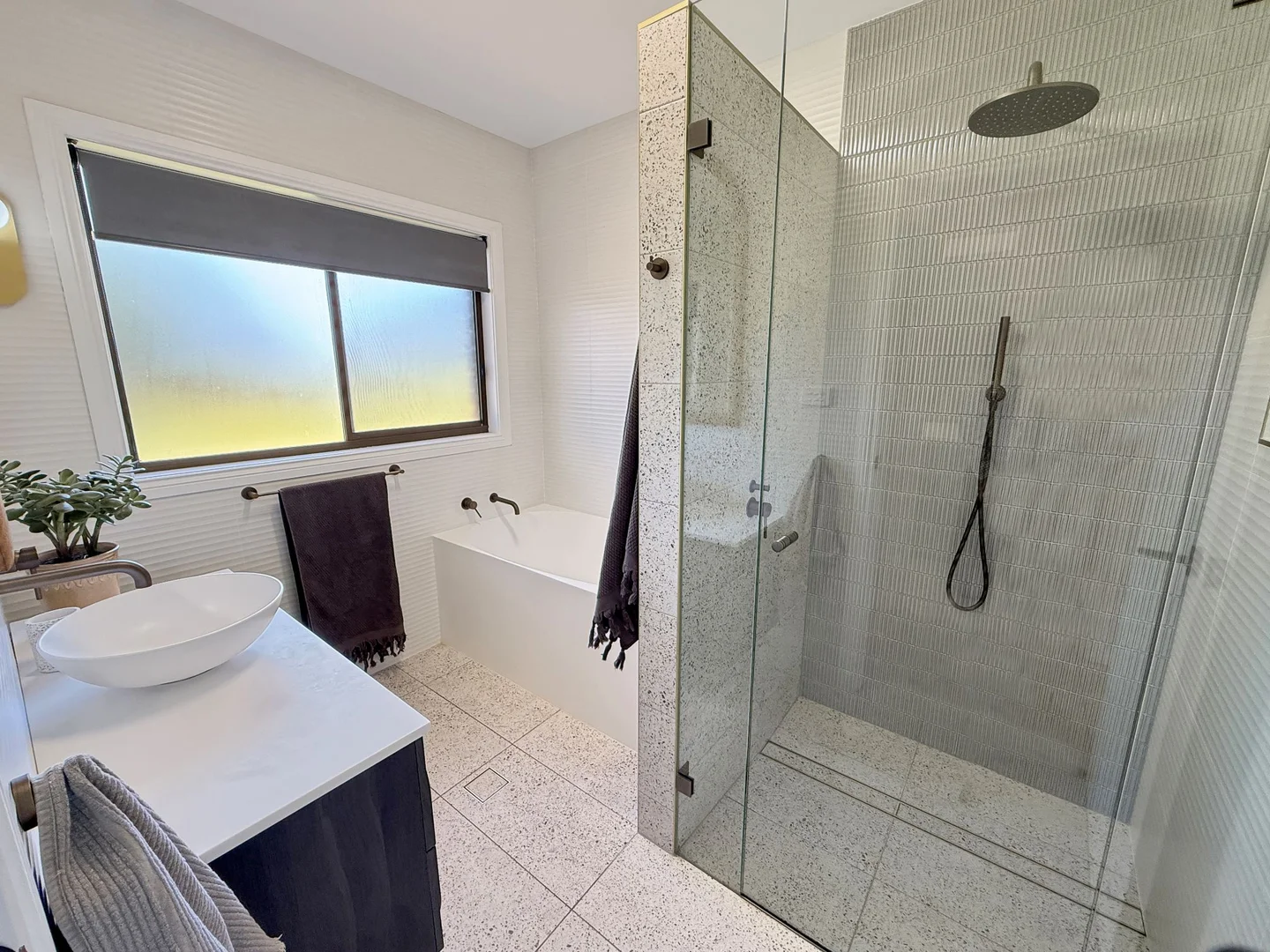 Additional image 13 of 23 Roma Avenue, Leeton NSW 2705