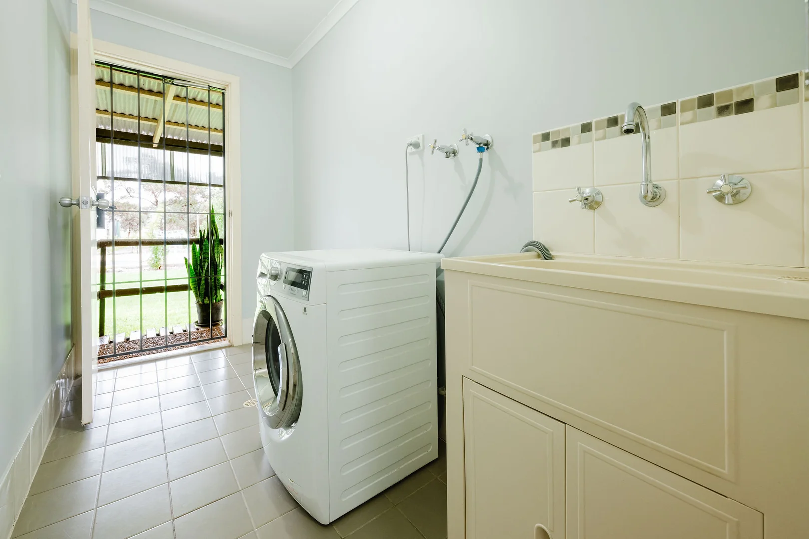 Additional image 20 of 6 Racecourse Road, Balaklava SA 5461