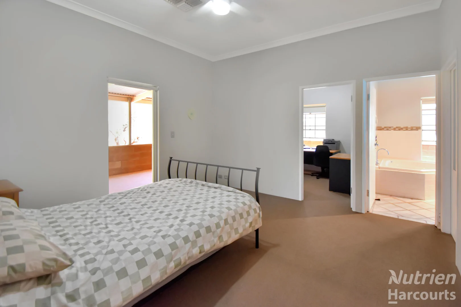 Additional image 17 of 39 Webb Road, Ilparpa NT 0873