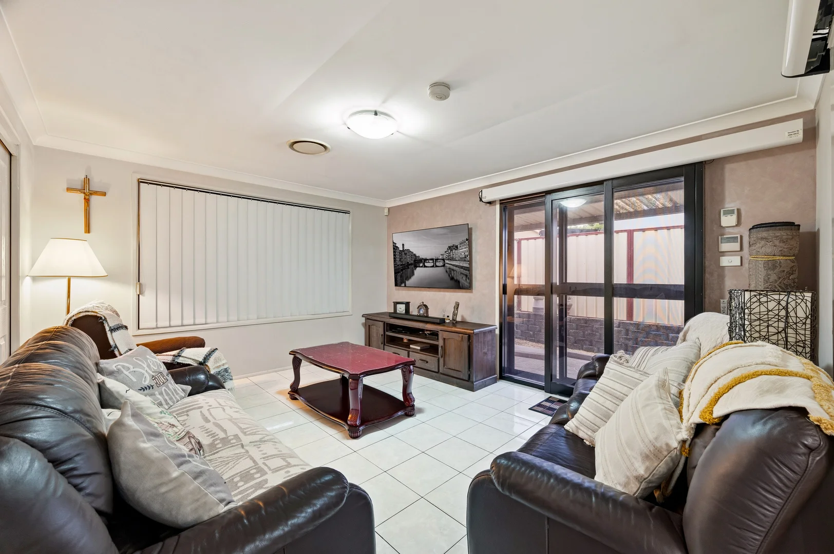 Additional image 5 of 14 Styles Crescent, Minto NSW 2566