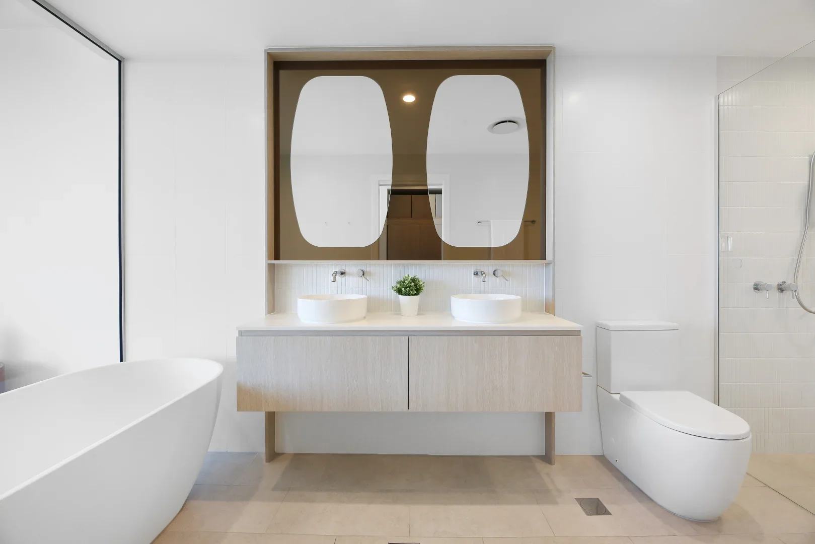 Additional image 11 of 502/180 Marine Parade, Labrador QLD 4215