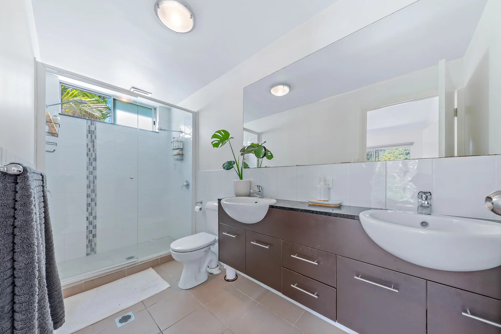 Additional image 12 of 3/3 Deloraine Close, Cannonvale QLD 4802