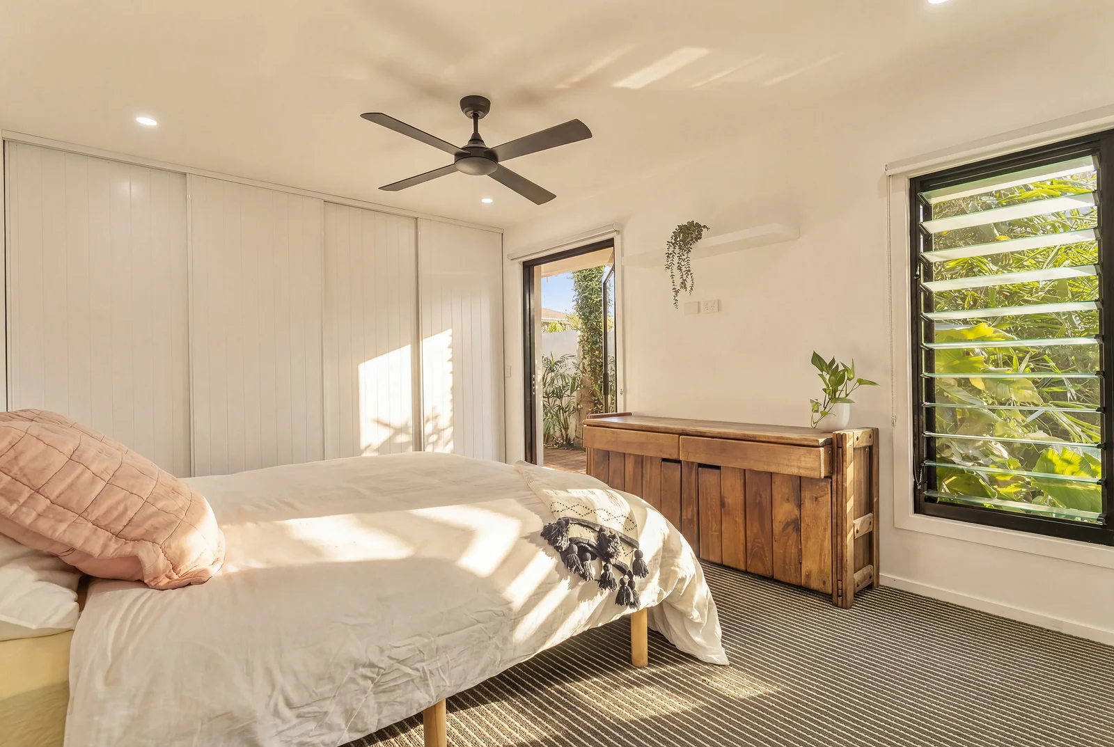 Additional image 15 of 1001 Gold Coast Highway, Palm Beach QLD 4221