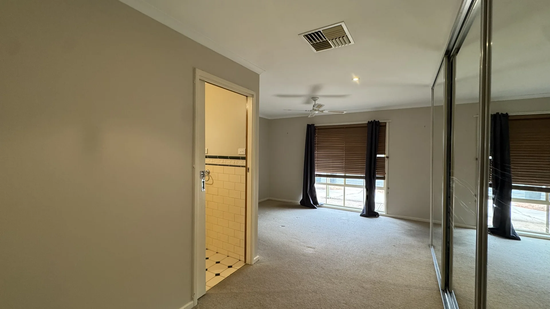 Additional image 6 of 46 Stuart Rd, Roxby Downs SA 5725