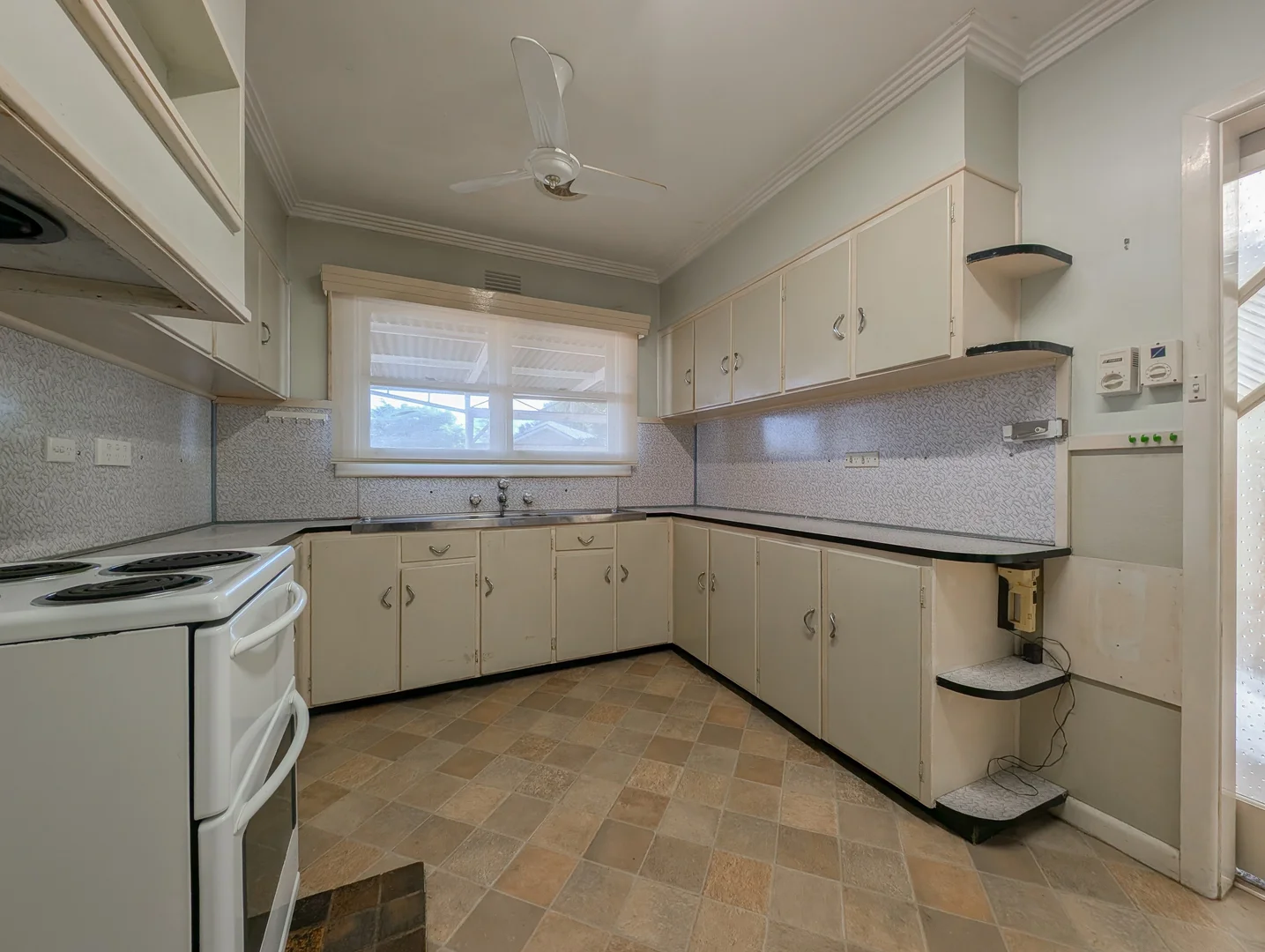 Additional image 2 of 6 Canonsgate Avenue, Kerang VIC 3579