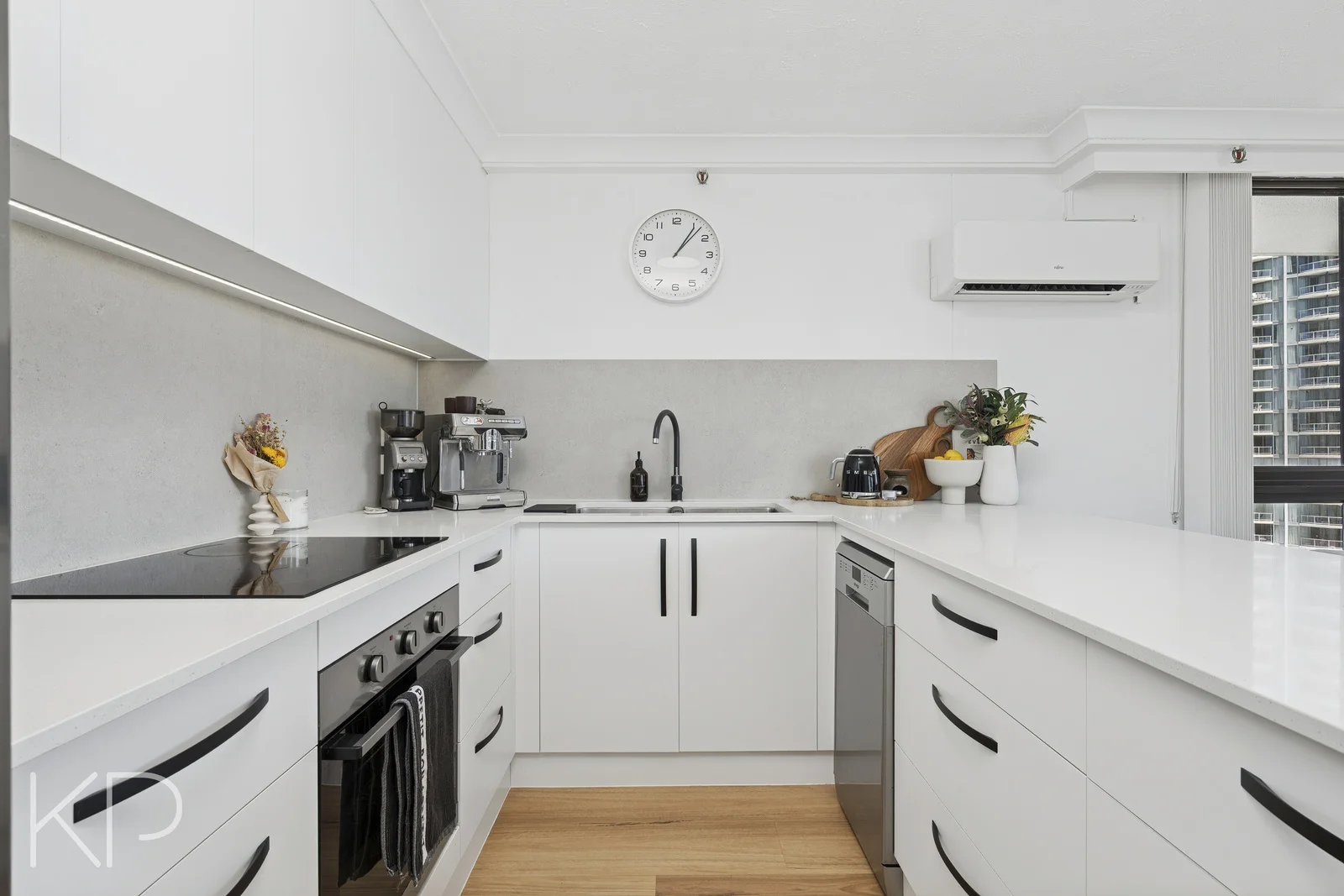 Additional image 4 of 1009/18 Hanlan Street, Surfers Paradise QLD 4217