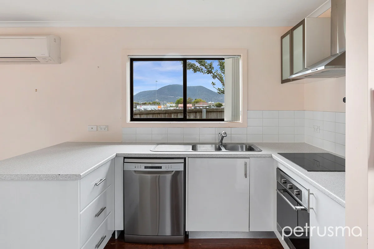 2/29 Barry Street, Glenorchy TAS 7010