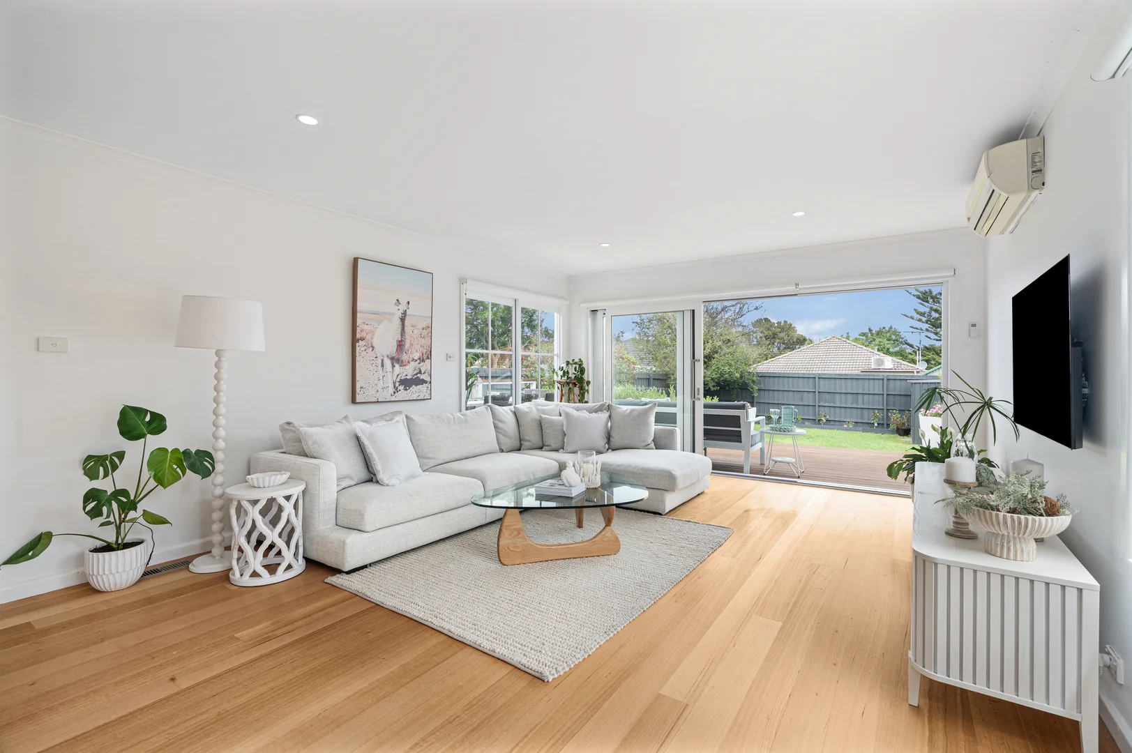 Additional image 2 of 8 Wickham Road, Hampton East VIC 3188