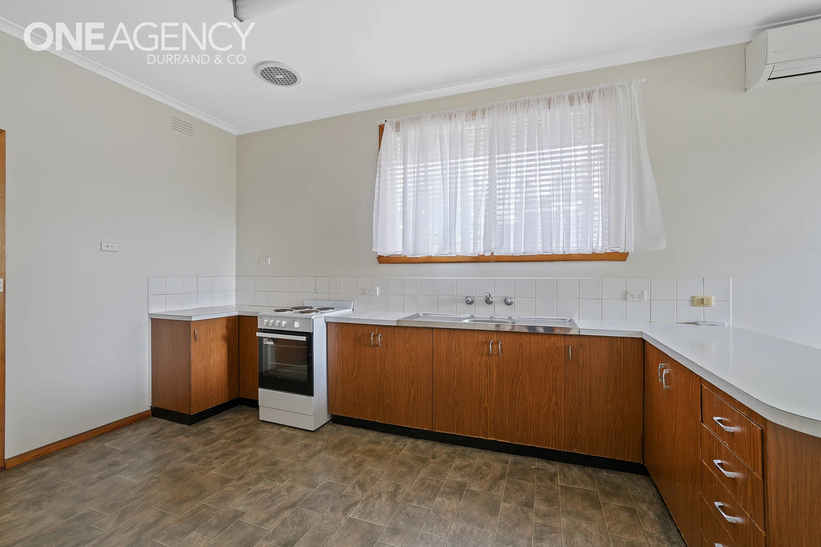 Additional image 4 of 2/4 Churchill Street, Warragul VIC 3820