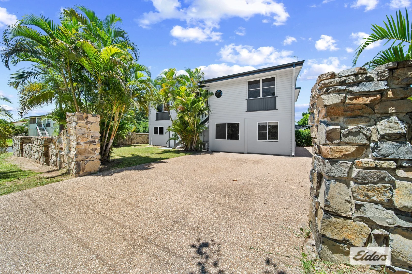 16 Campbell Street, Emerald QLD 4720