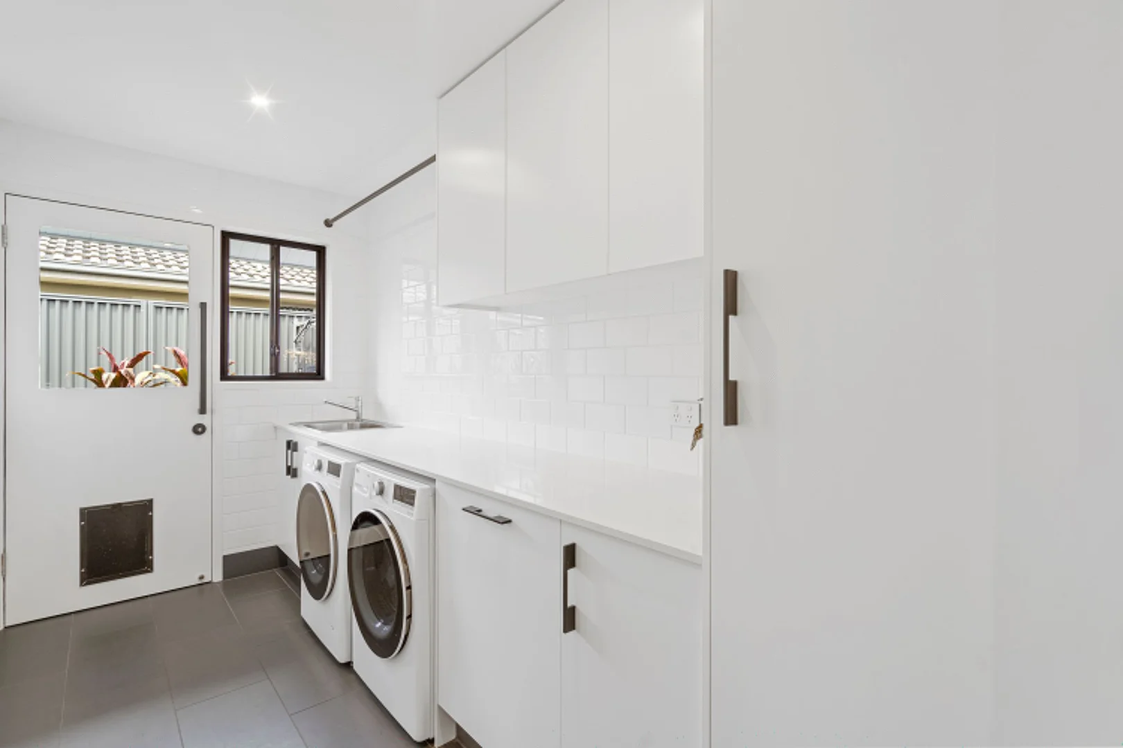 Additional image 18 of 6 Drysdale Place, Paradise Point QLD 4216