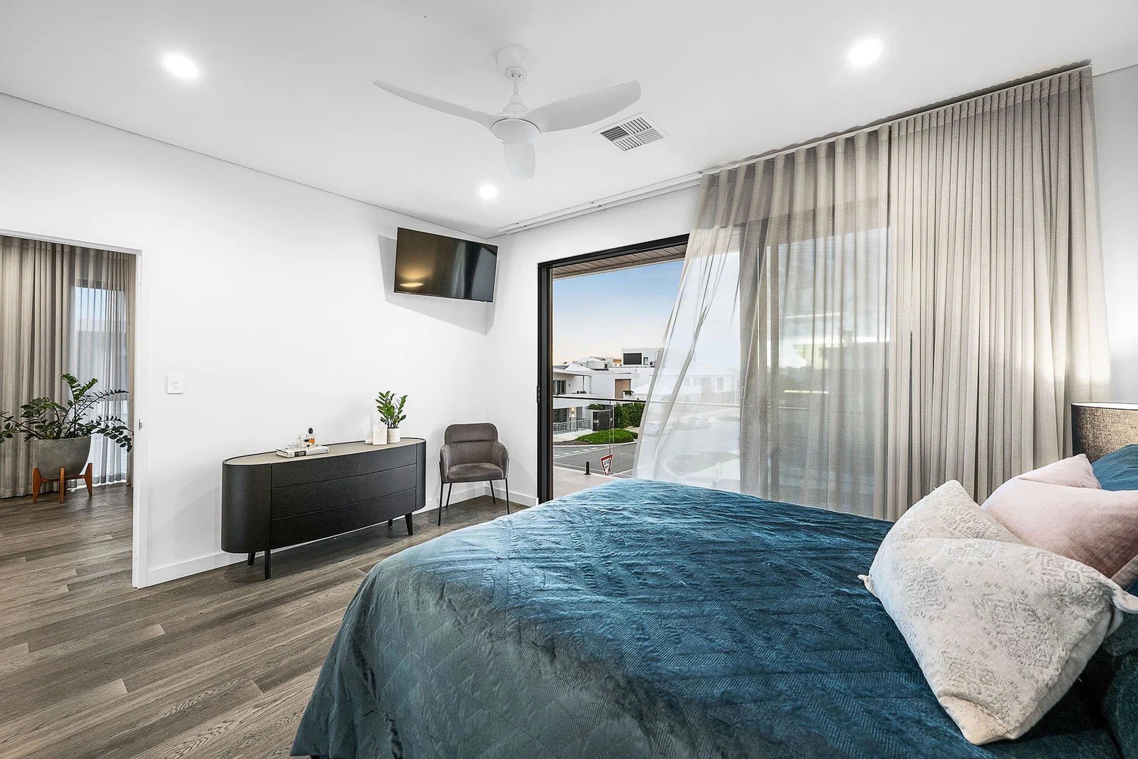 Additional image 23 of 2 Imogene Street, North Coogee WA 6163