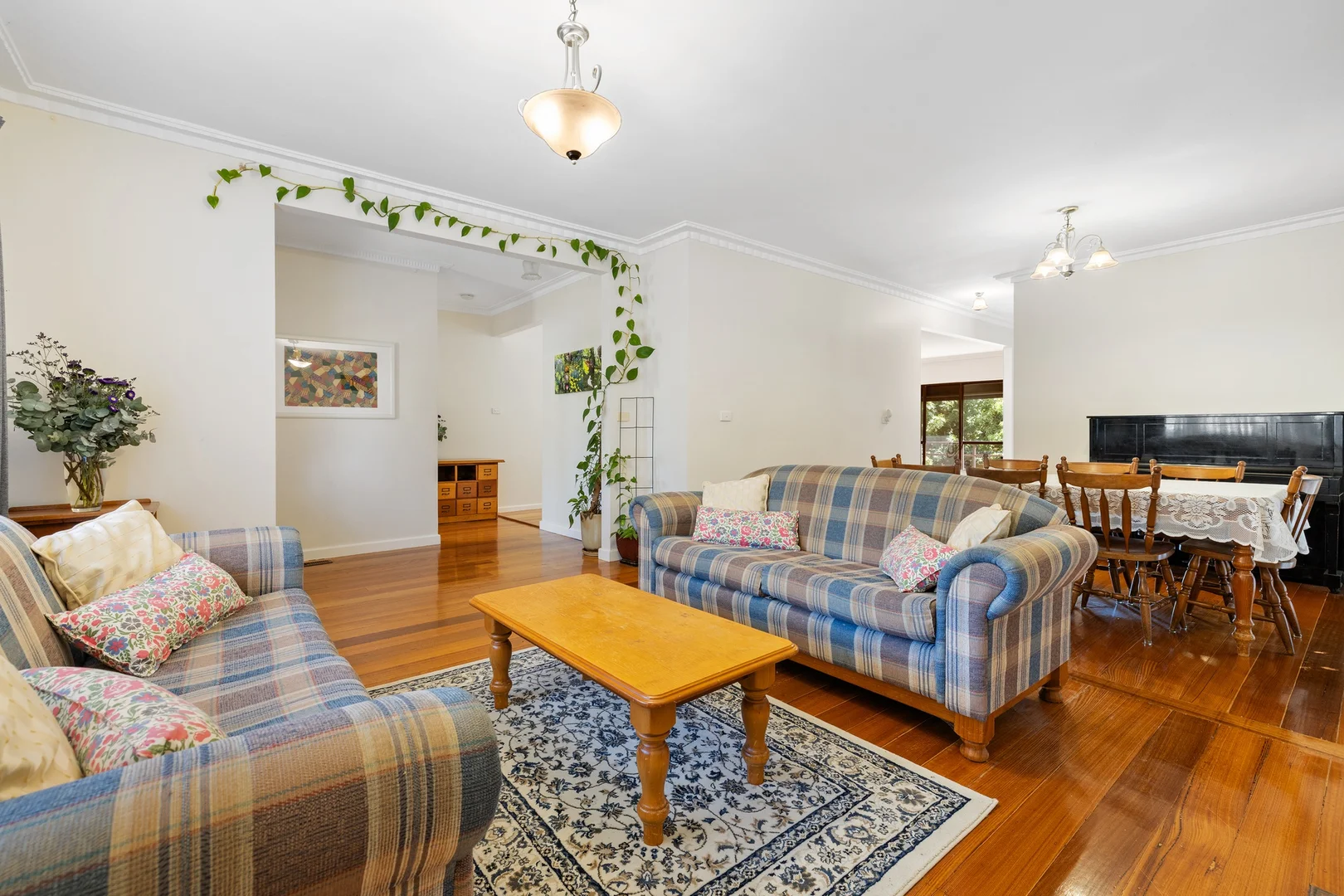 Additional image 2 of 85 Hillview Avenue, Mount Waverley VIC 3149