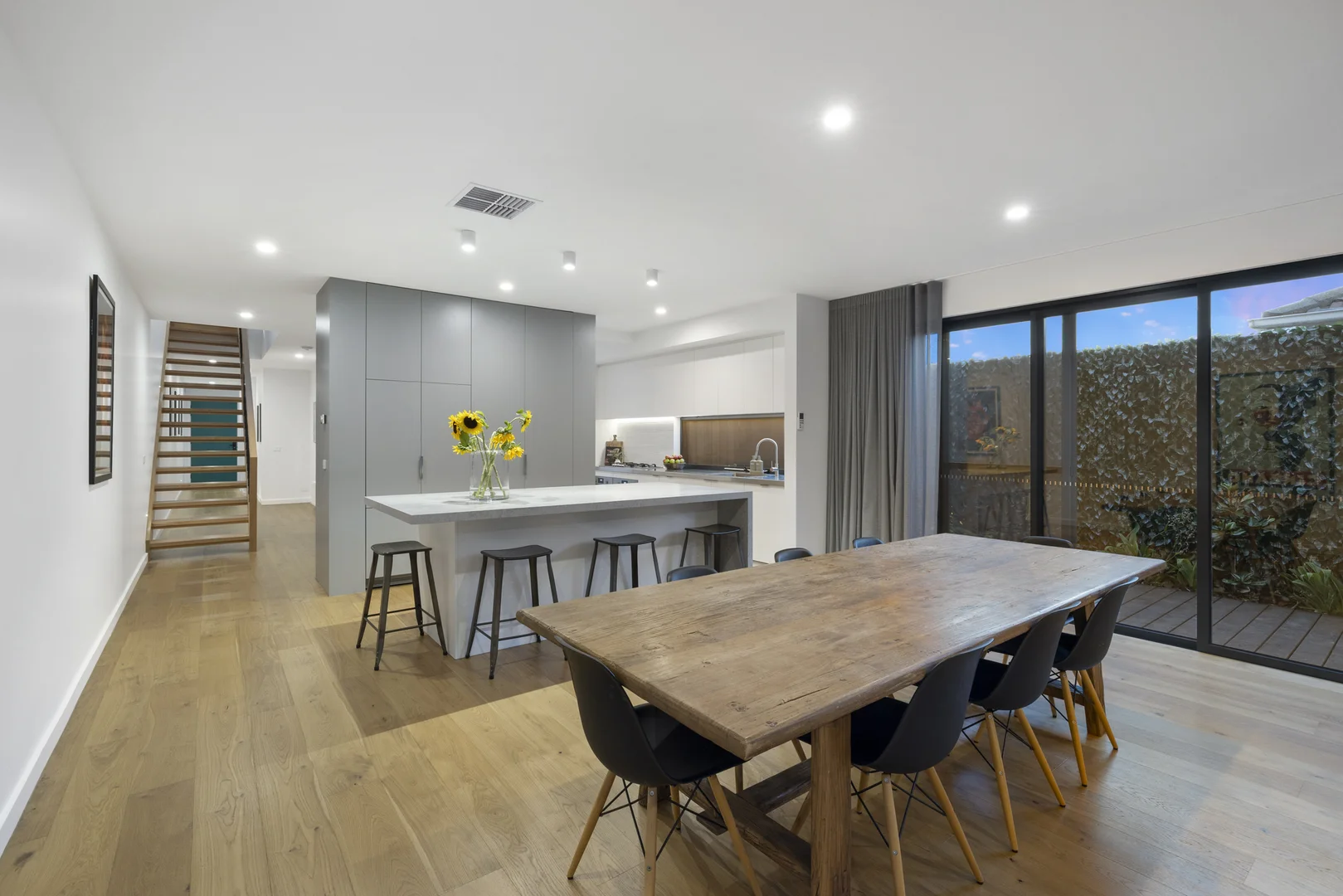 Additional image 5 of 26b Luxmoore Street, Cheltenham VIC 3192