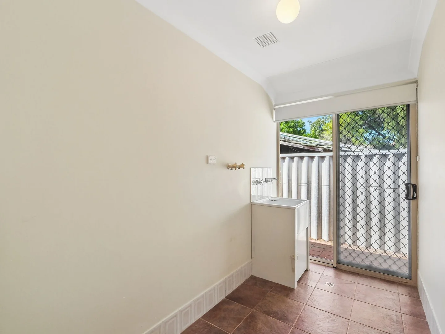 Additional image 26 of 39 Holmesdale Road, Woodbridge WA 6056