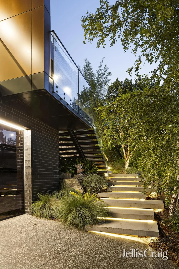 Additional image 2 of 13 Edward Willis Court, Lower Plenty VIC 3093