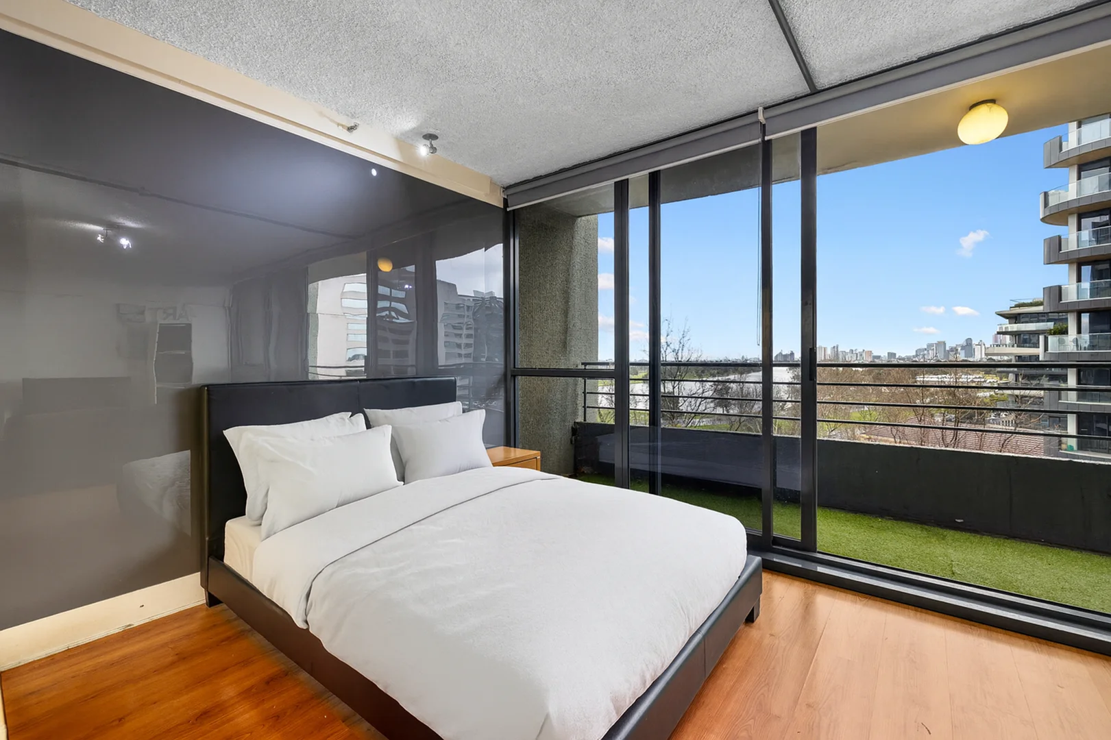 Additional image 4 of 706/81 Queens Road, Melbourne VIC 3004
