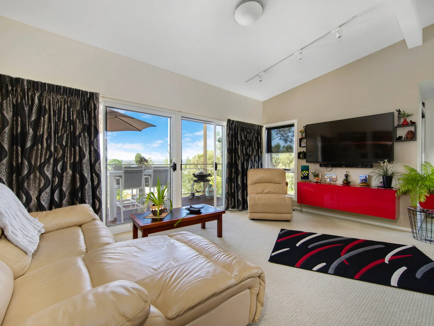 Additional image 8 of 2/19A Bavarde Avenue, Batemans Bay NSW 2536