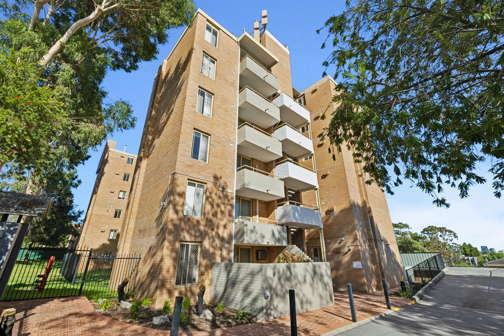 Additional image 4 of 6/53 Leonard Street, Victoria Park WA 6100