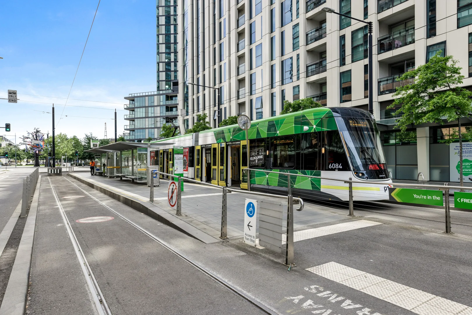 Additional image 30 of 1404E/888 Collins Street, Docklands VIC 3008