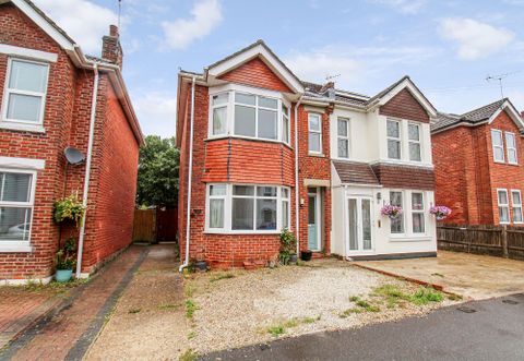 Porchester Road, Woolston SO19