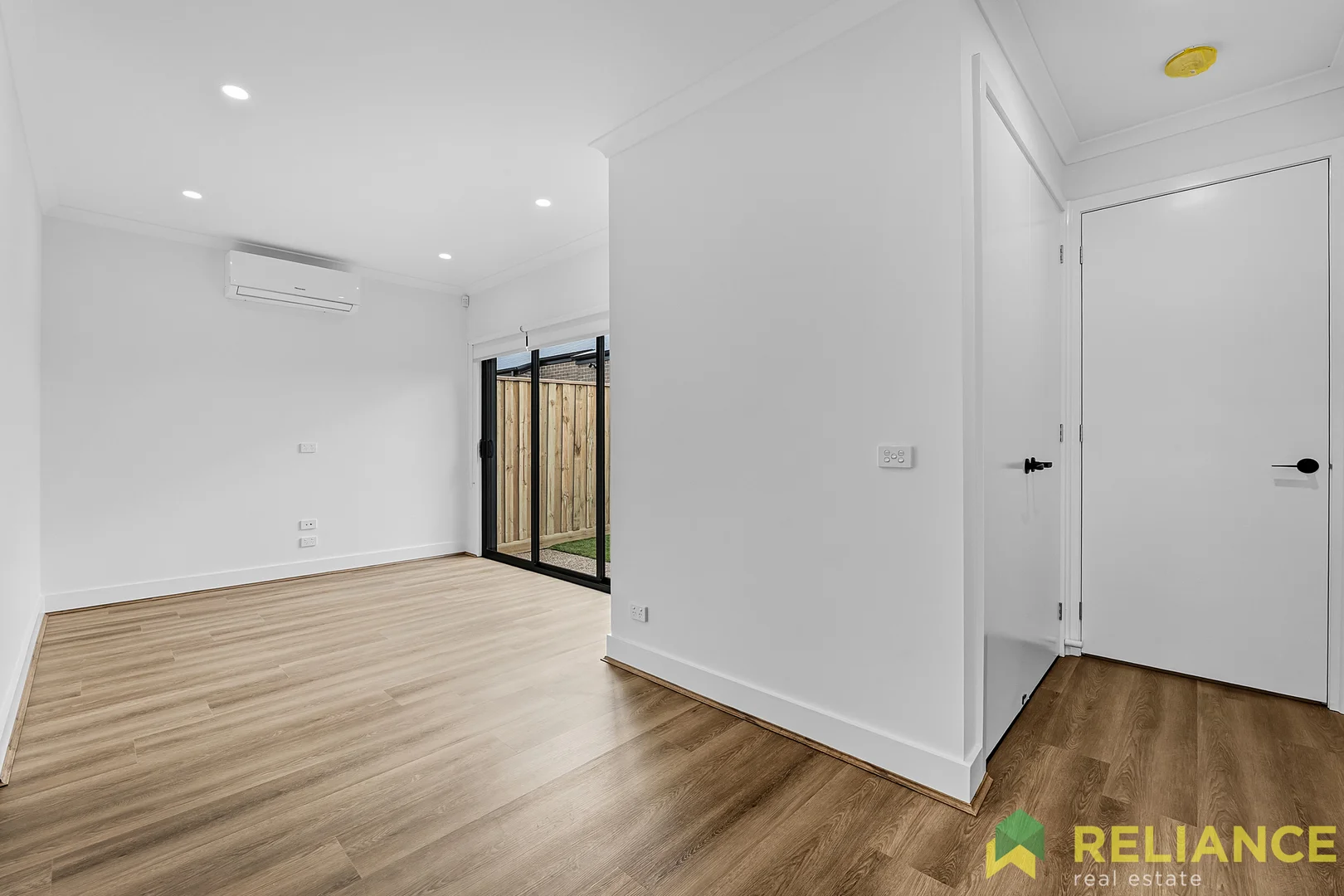 Additional image 10 of 33 Castello Drive, Deanside VIC 3336