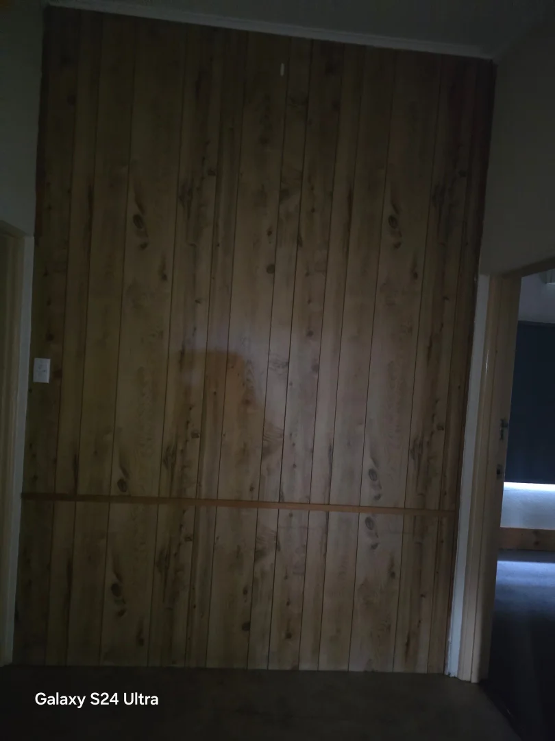 Additional image 5 of East Side NT 0870