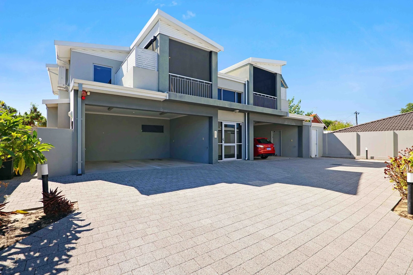 6/8 Ilumba Way, Nollamara WA 6061