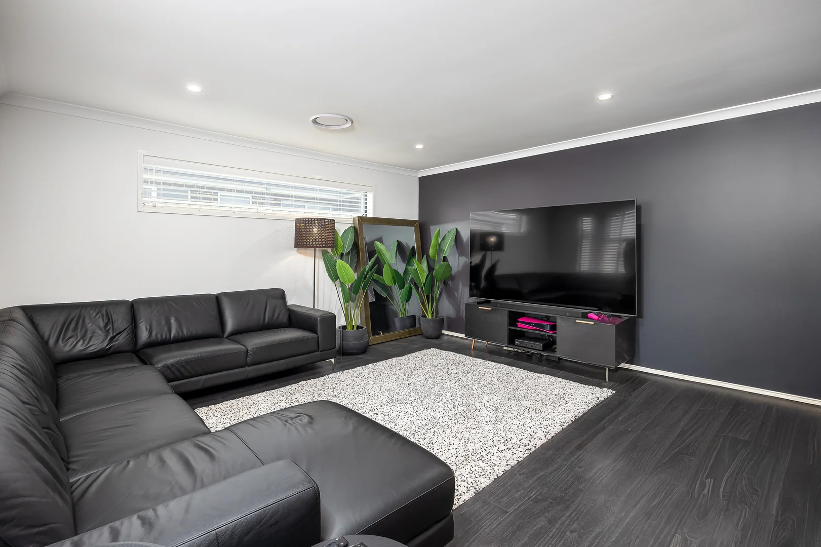 Additional image 3 of 10 Paradise Drive, Gobbagombalin NSW 2650