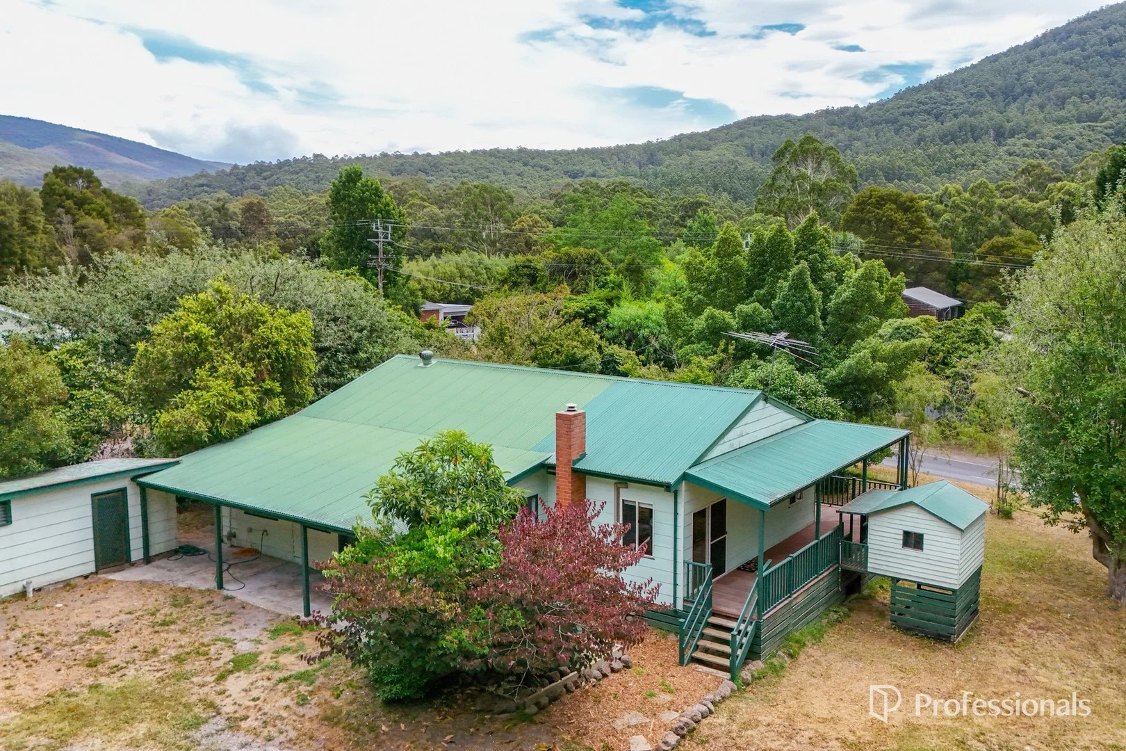 492 Woods Point Road, East Warburton VIC 3799