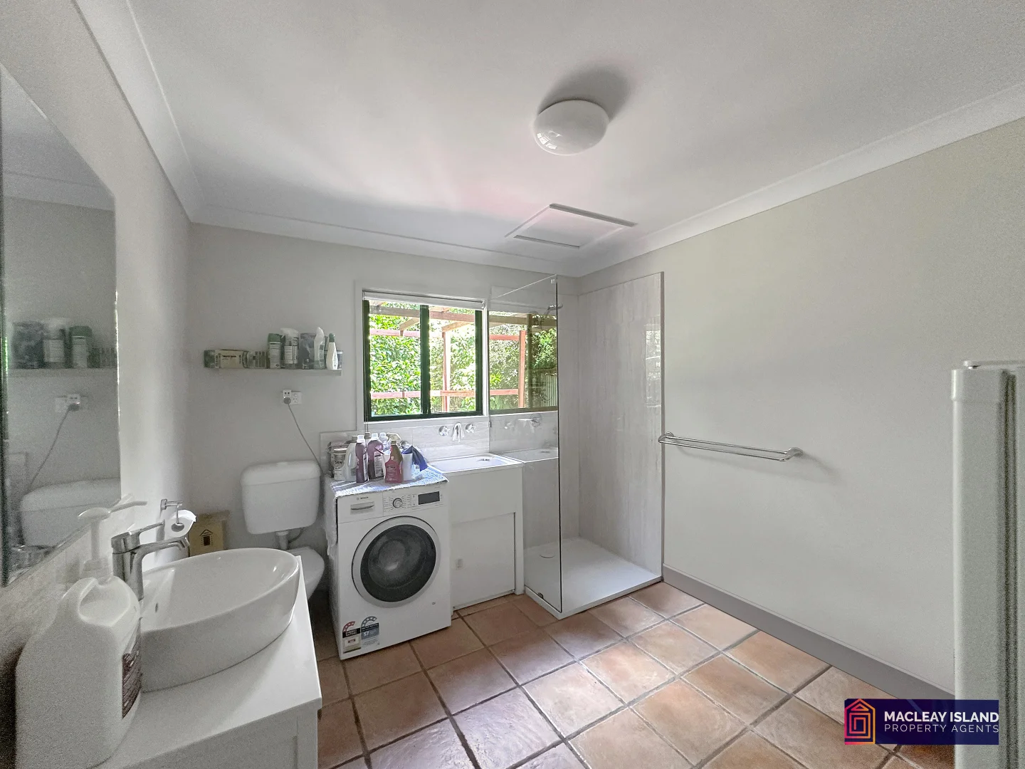 Additional image 19 of 28 Beelong Street, Macleay Island QLD 4184