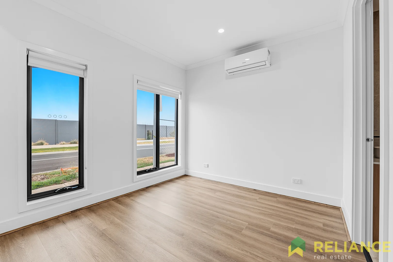 Additional image 11 of 33 Castello Drive, Deanside VIC 3336