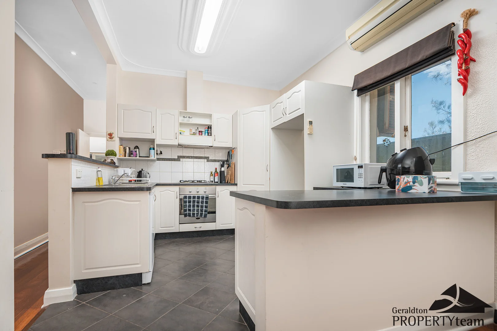 Additional image 27 of 130 Durlacher Street, Geraldton WA 6530