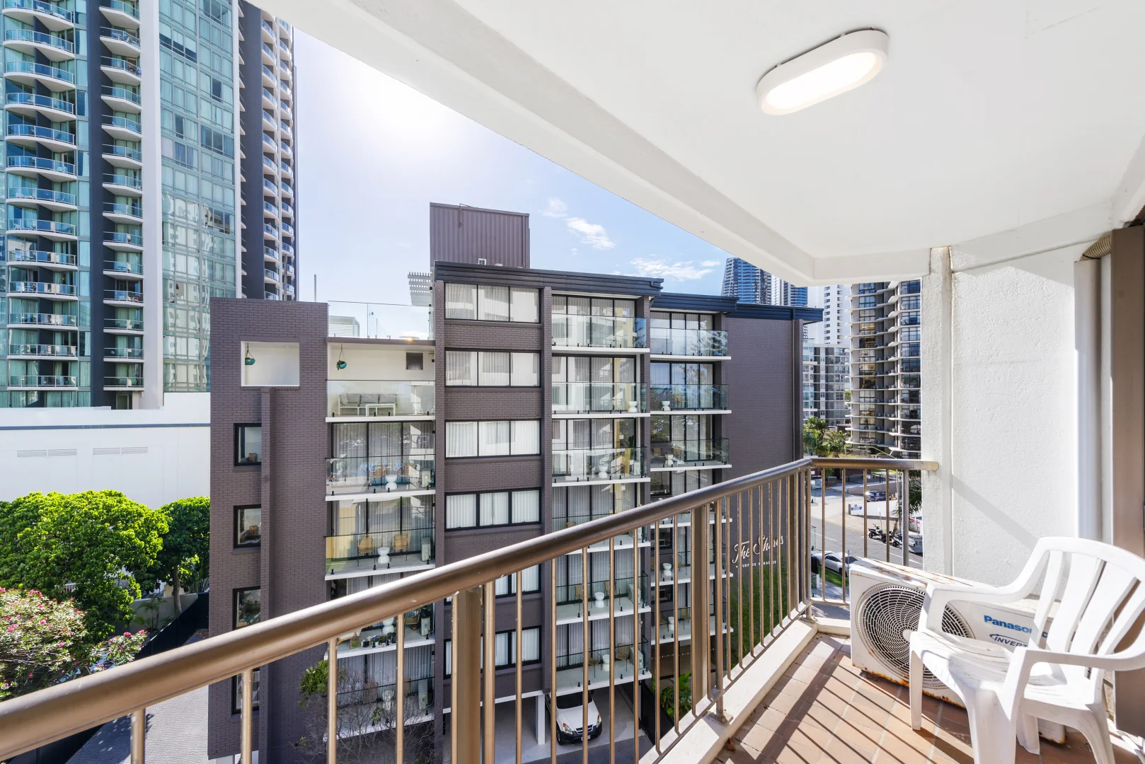Additional image 4 of 402/8 Trickett Street, Surfers Paradise QLD 4217