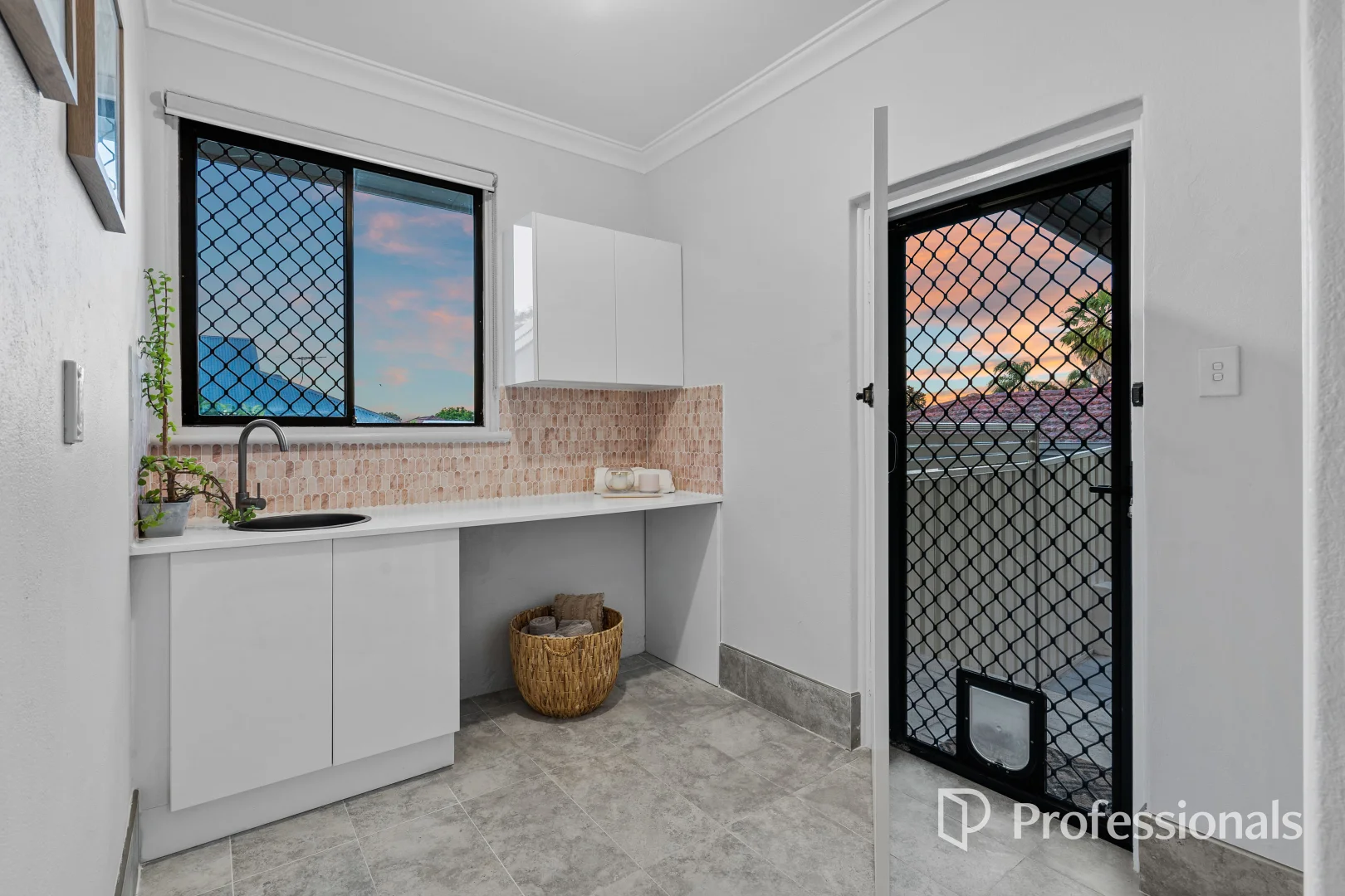 Additional image 29 of 8 Hampton Square, Morley WA 6062