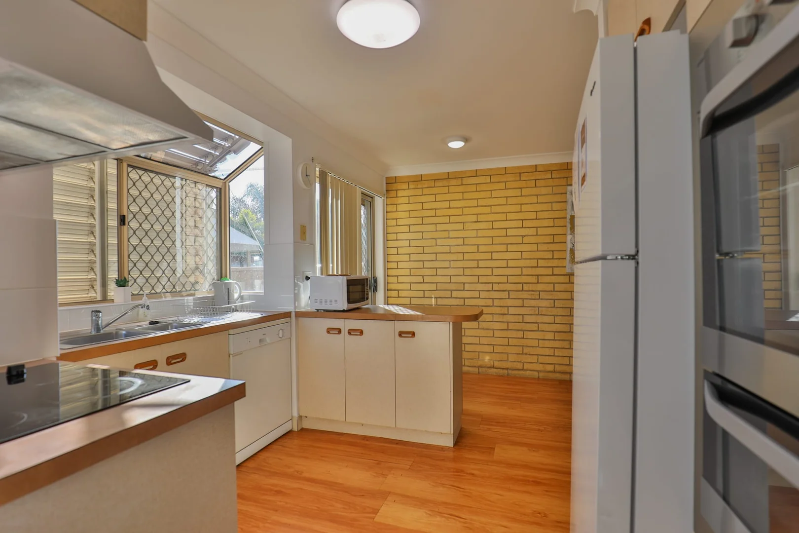 Additional image 3 of 3/76 Burnett Street, Bundaberg South QLD 4670