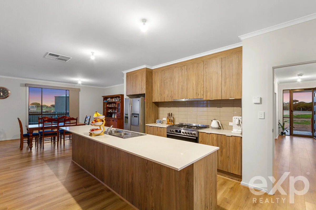 Additional image 8 of 104 Sharples Road, Wallaroo SA 5556