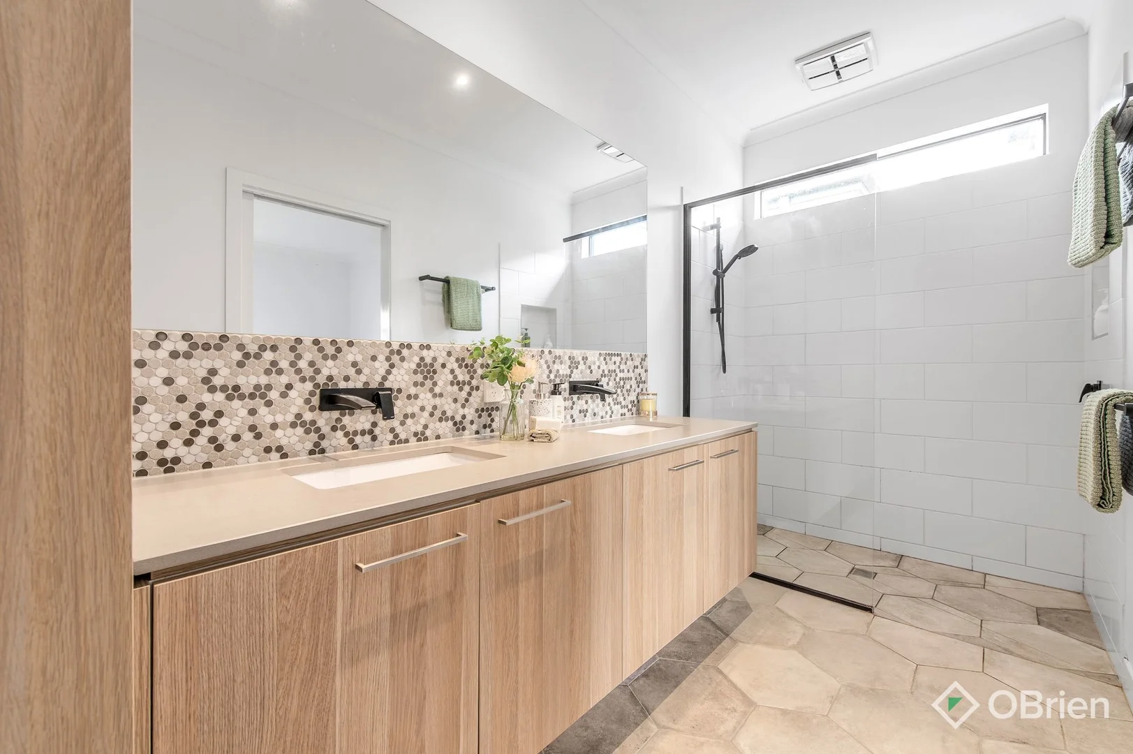 Additional image 3 of 31 One Chain Road, Somerville VIC 3912