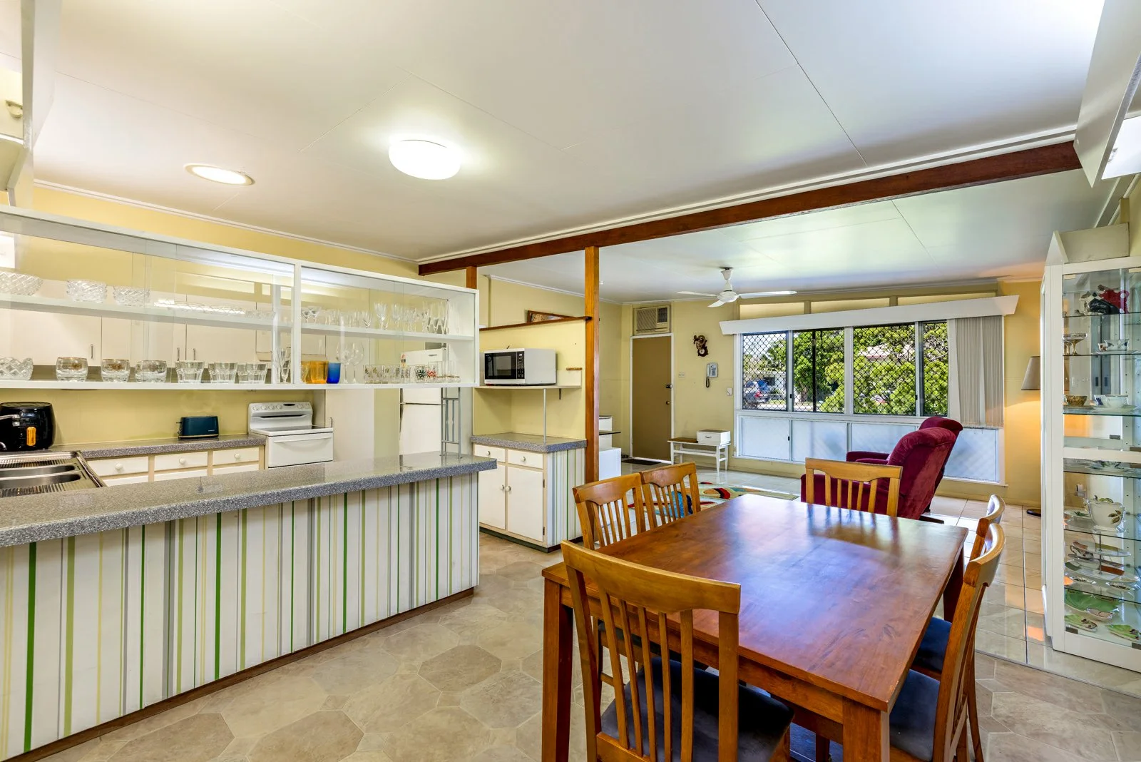 Additional image 2 of 279 Aumuller Street, Westcourt QLD 4870