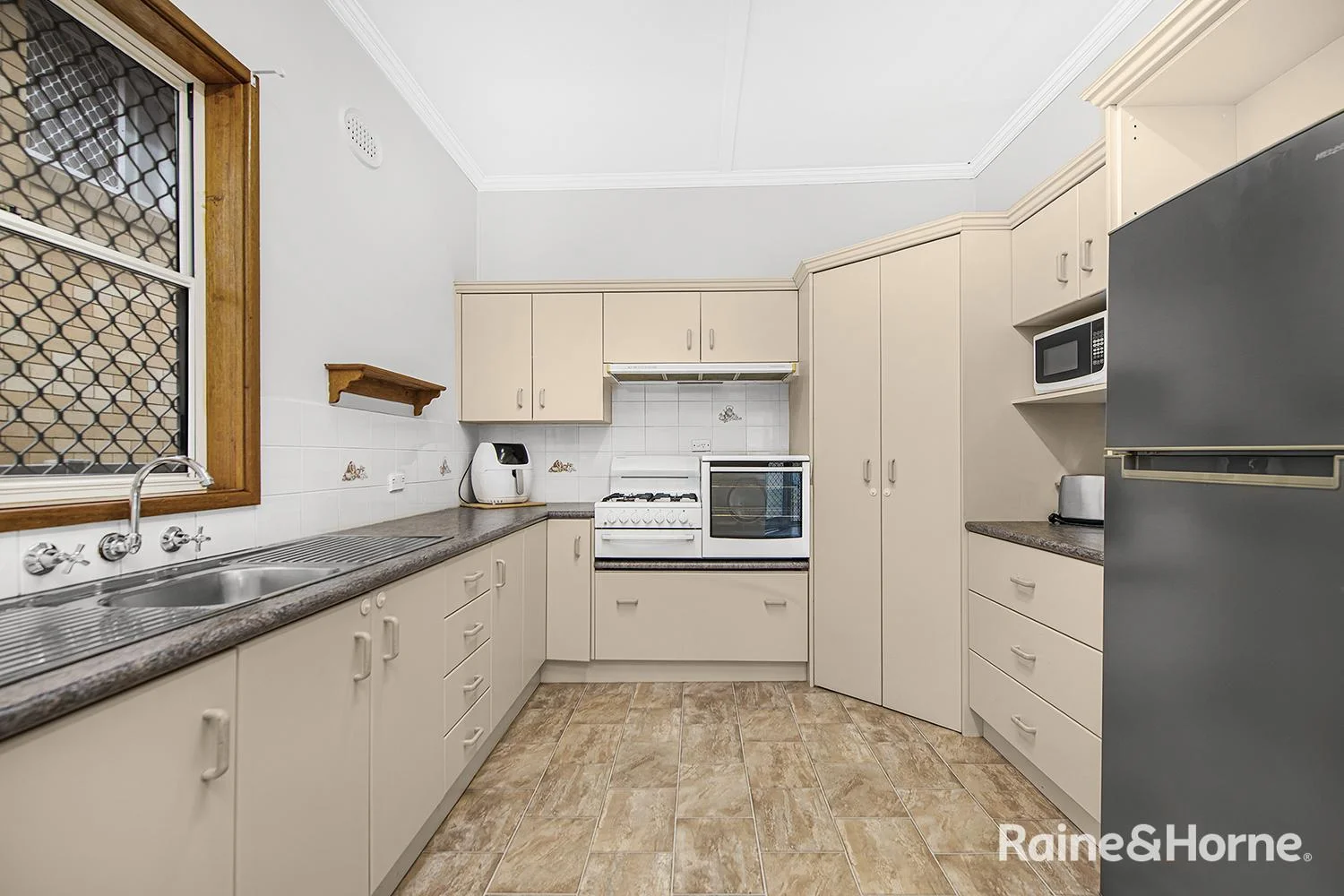 Additional image 16 of 14 Walter Street, Belmont NSW 2280