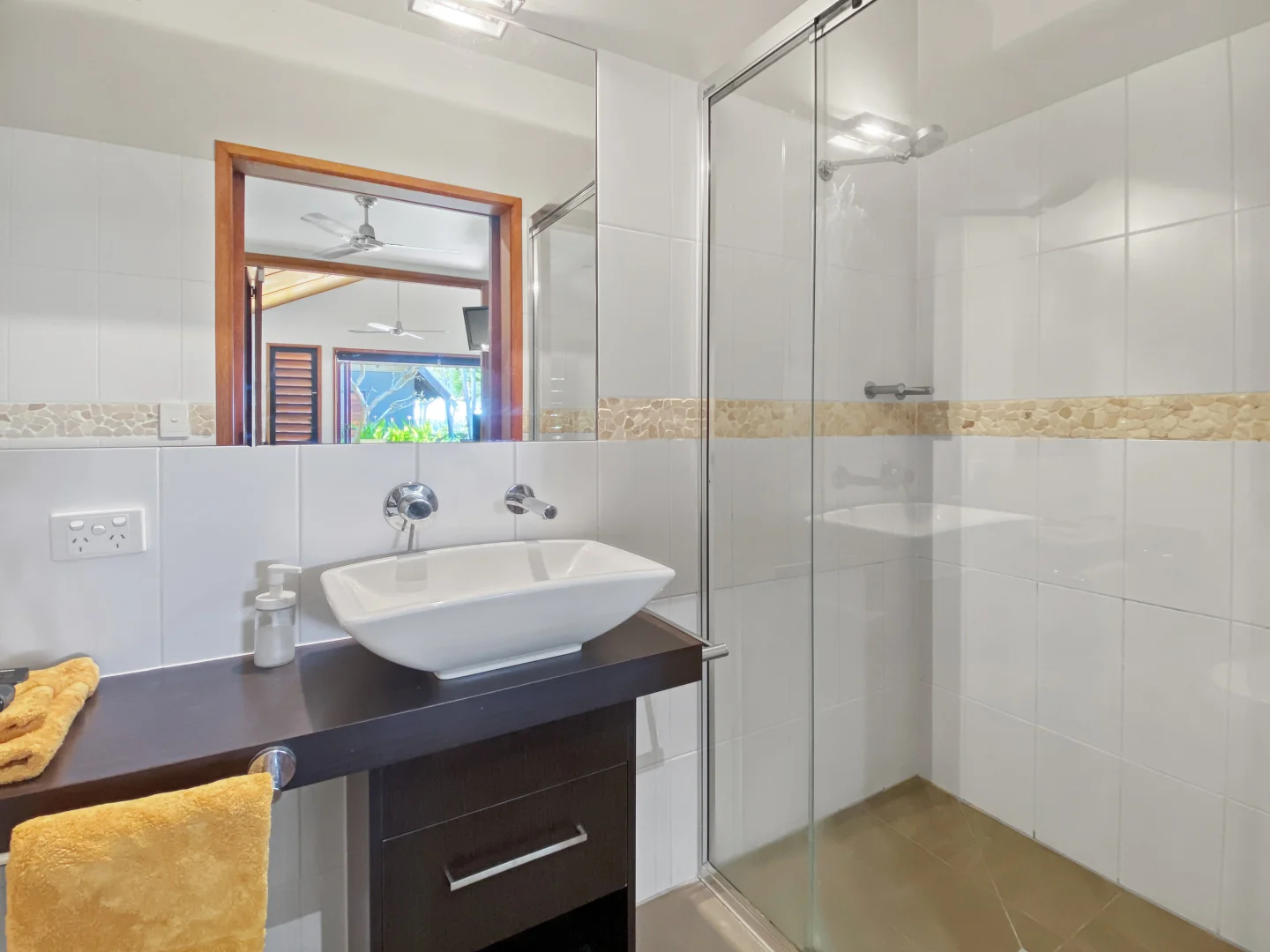 Additional image 10 of 4/9 The Esplanade (Pure Magnetic) St, Nelly Bay QLD 4819