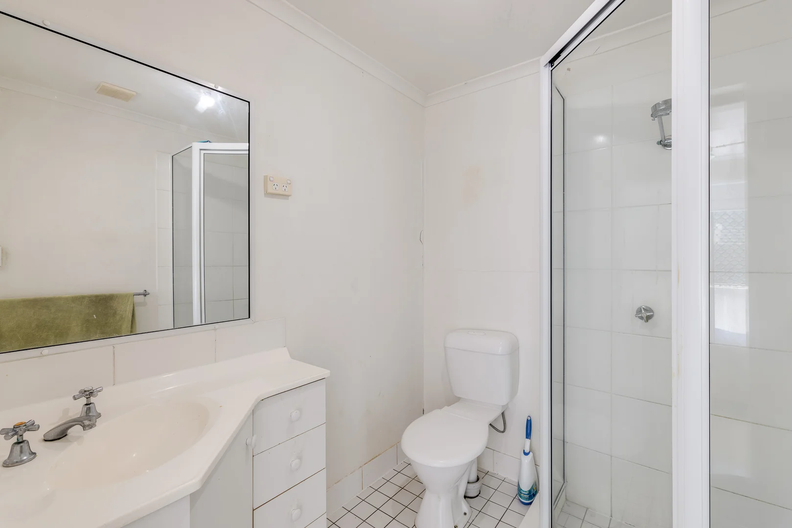 Additional image 3 of 10/5-7 Uniplaza Court, Kearneys Spring QLD 4350