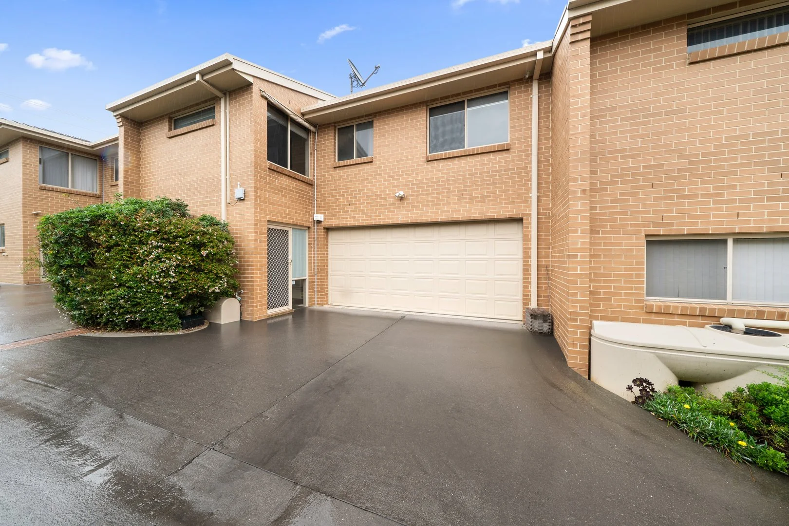 Additional image 16 of 2/27 Henderson Road, Queanbeyan NSW 2620