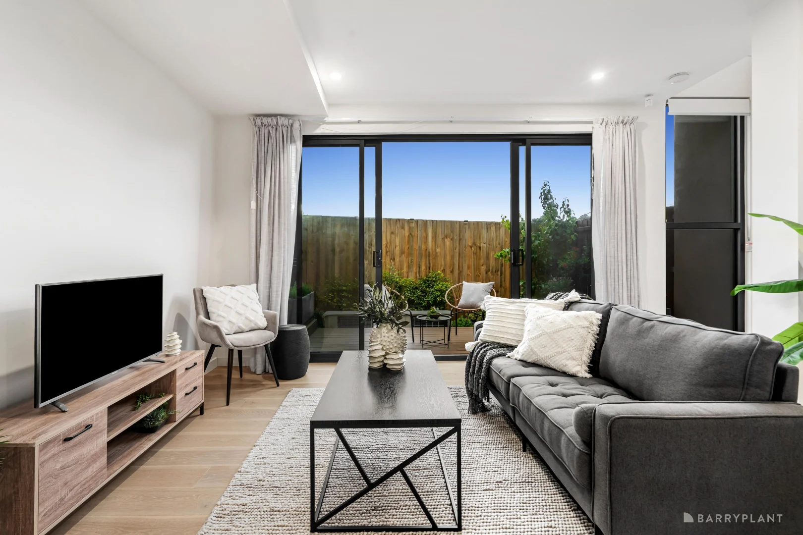 Additional image 4 of 4/30 Churchill Street, Doncaster East VIC 3109