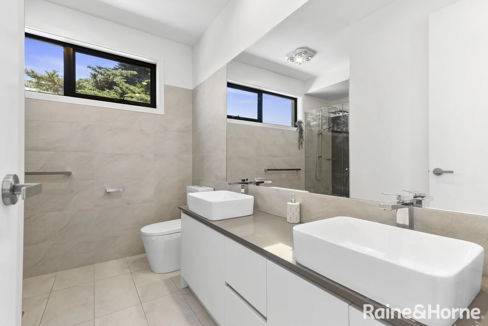 Additional image 6 of 1/9 Weeroona Street, Rye VIC 3941
