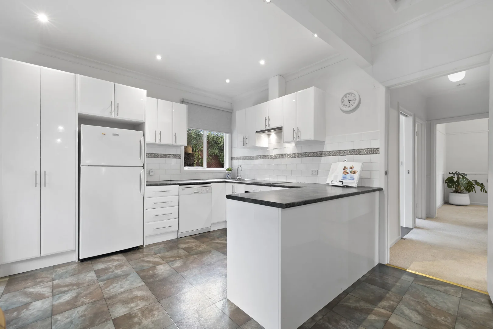 Additional image 8 of 472 Bluff Road, Hampton VIC 3188