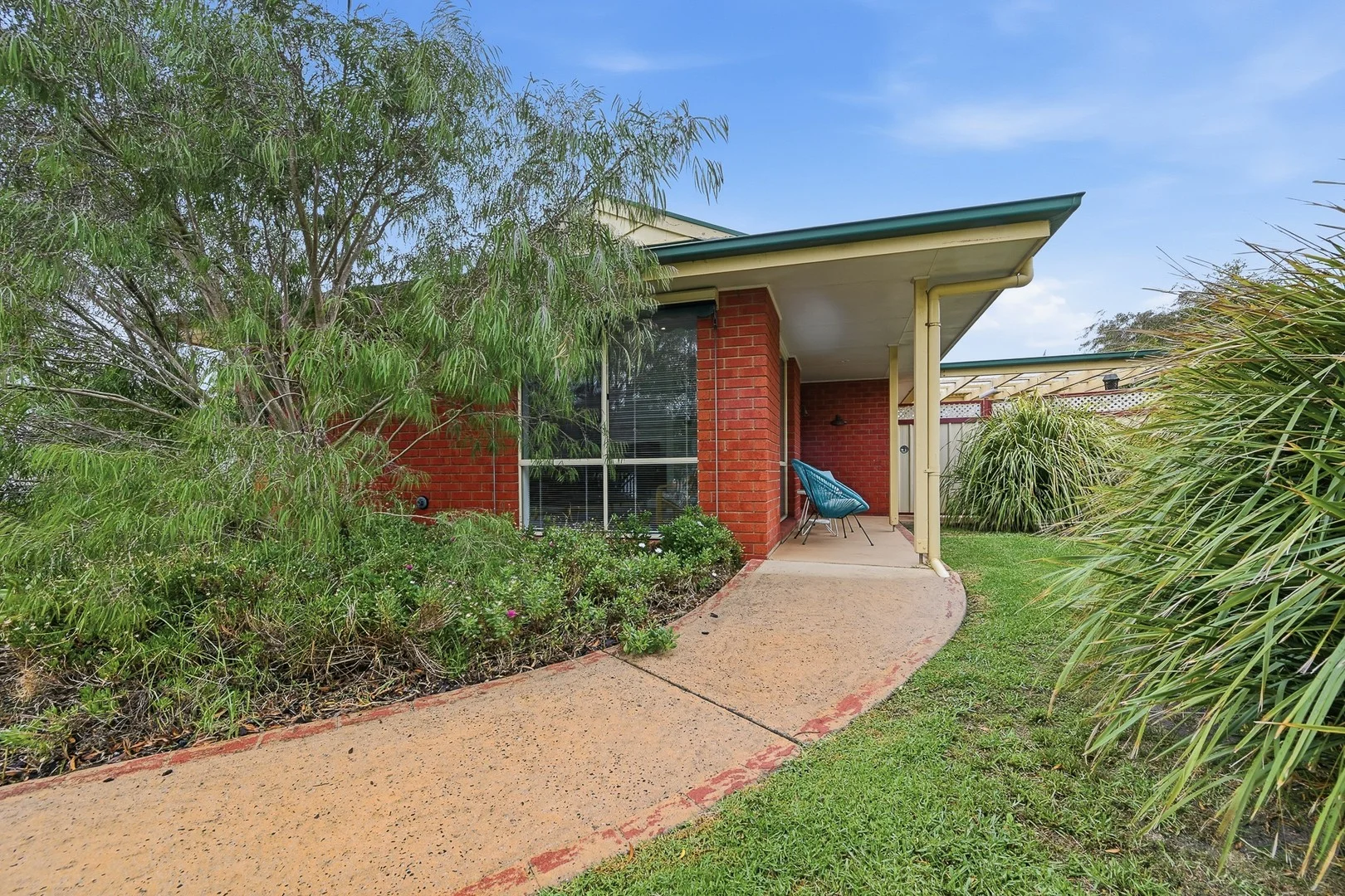 2 Usher Court, Inverloch VIC 3996
