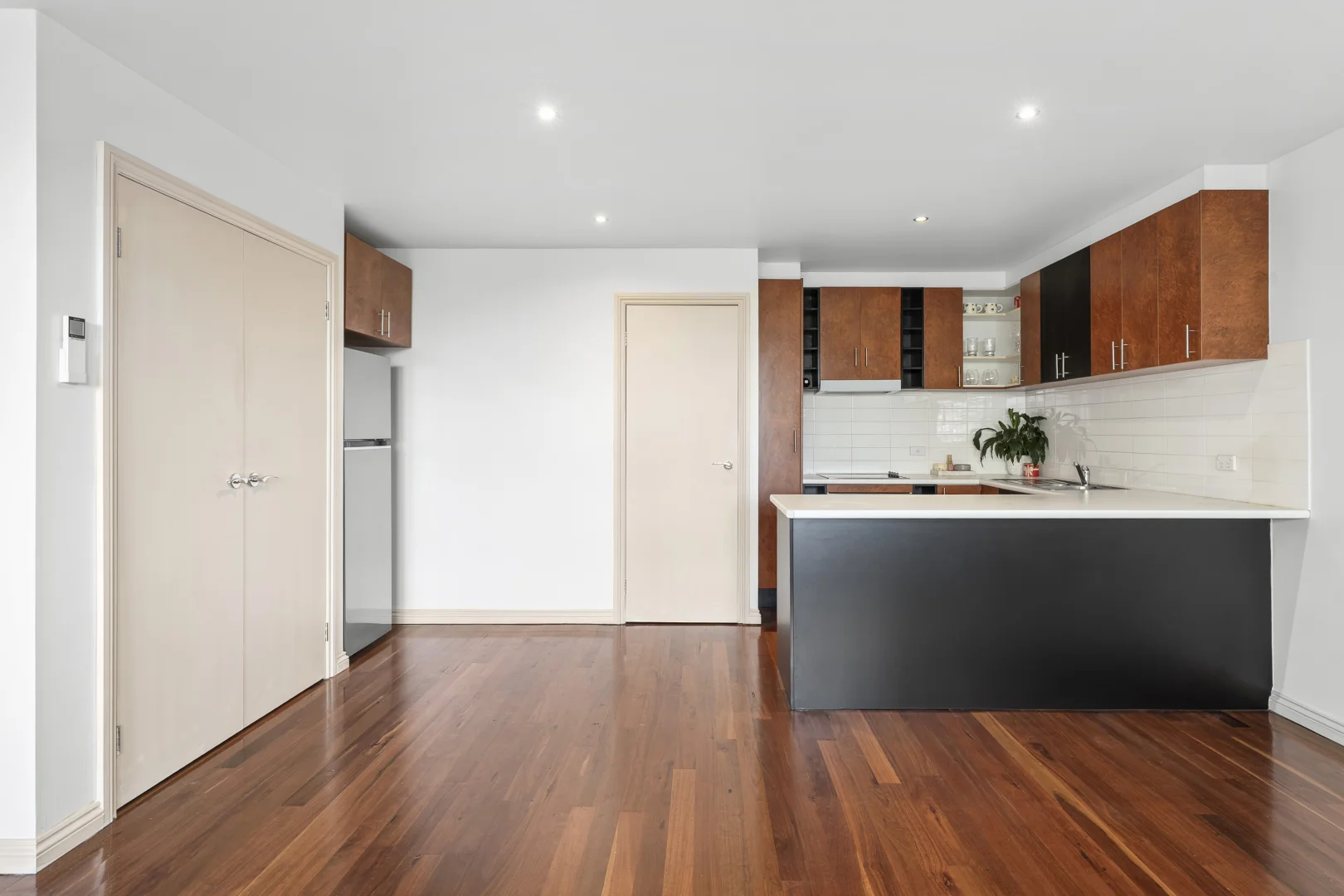 Additional image 4 of 8/209 Melbourne Road, Rippleside VIC 3215