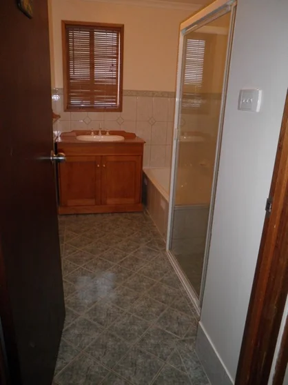 Additional image 5 of 20 Wirrda Street, Roxby Downs SA 5725