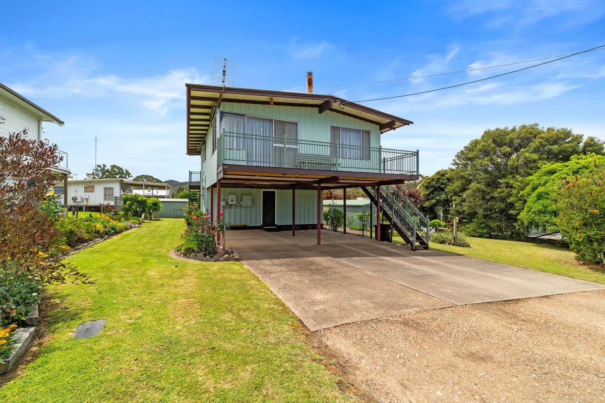 27-29 Katrina Crescent, Glenmaggie VIC 3858